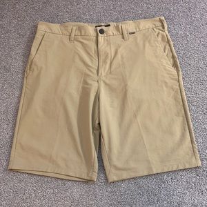 NWOT Hurley Nike Dri-fit Shorts Khaki Size 34